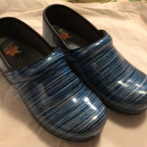 Dansko leather clog,rubber sole,41(US 10.5-11)blue
